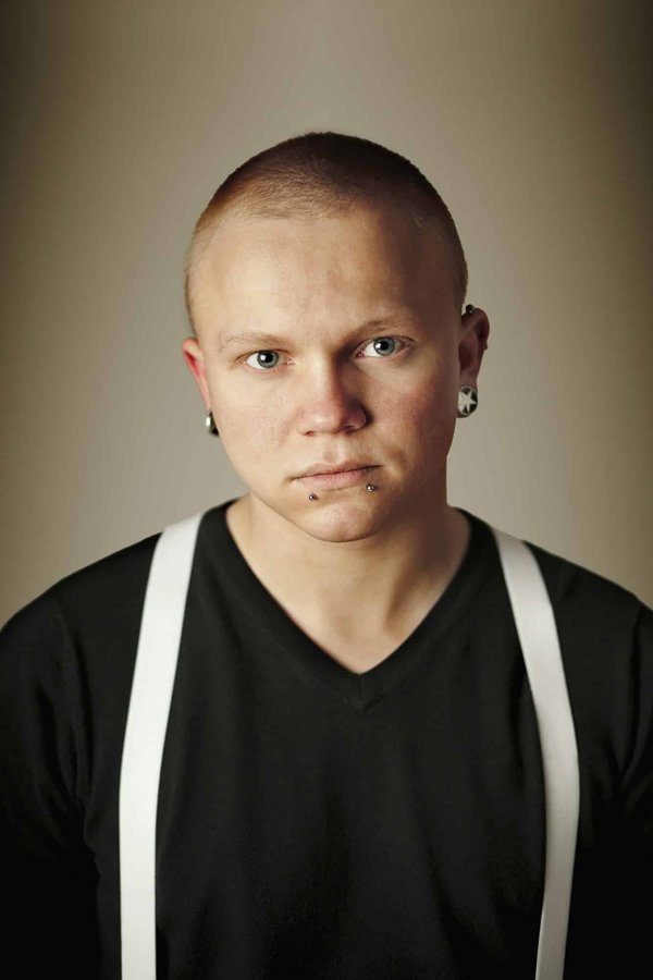 Comment acheter des boucles d'oreille aimant pour homme